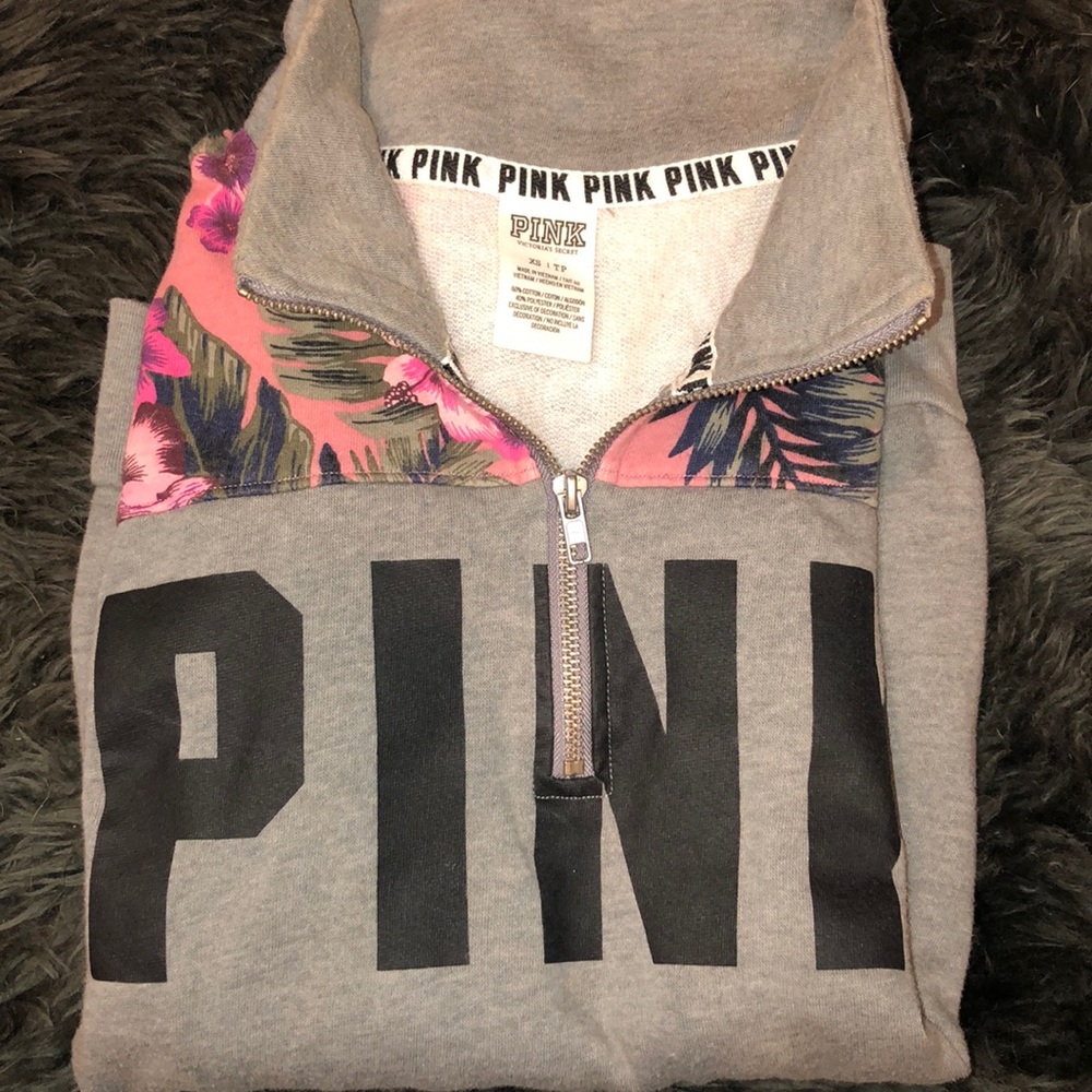 VS Pink Quarter Zip sweater